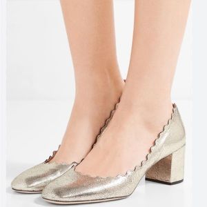 Chloe Gold leather Lauren scallop trim leather pump. Block heel. Slip on shoe.